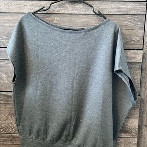 EXPRESS Short Sleeve Asymmetrical Off
The Shoulder Sweatshirt NWT SZ SM
